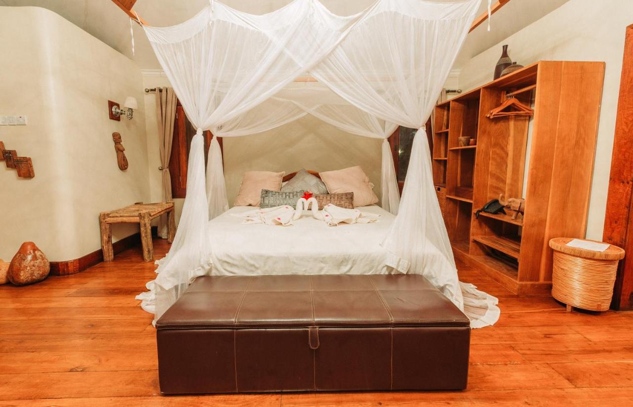 Escarpment Luxury Lodge Manyara Mto wa Mbu Ngoại thất bức ảnh
